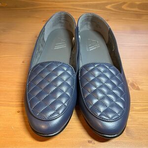 Aerosoles Blue Quilted Loafer Slip On Flat Shoe Size 8 NWT